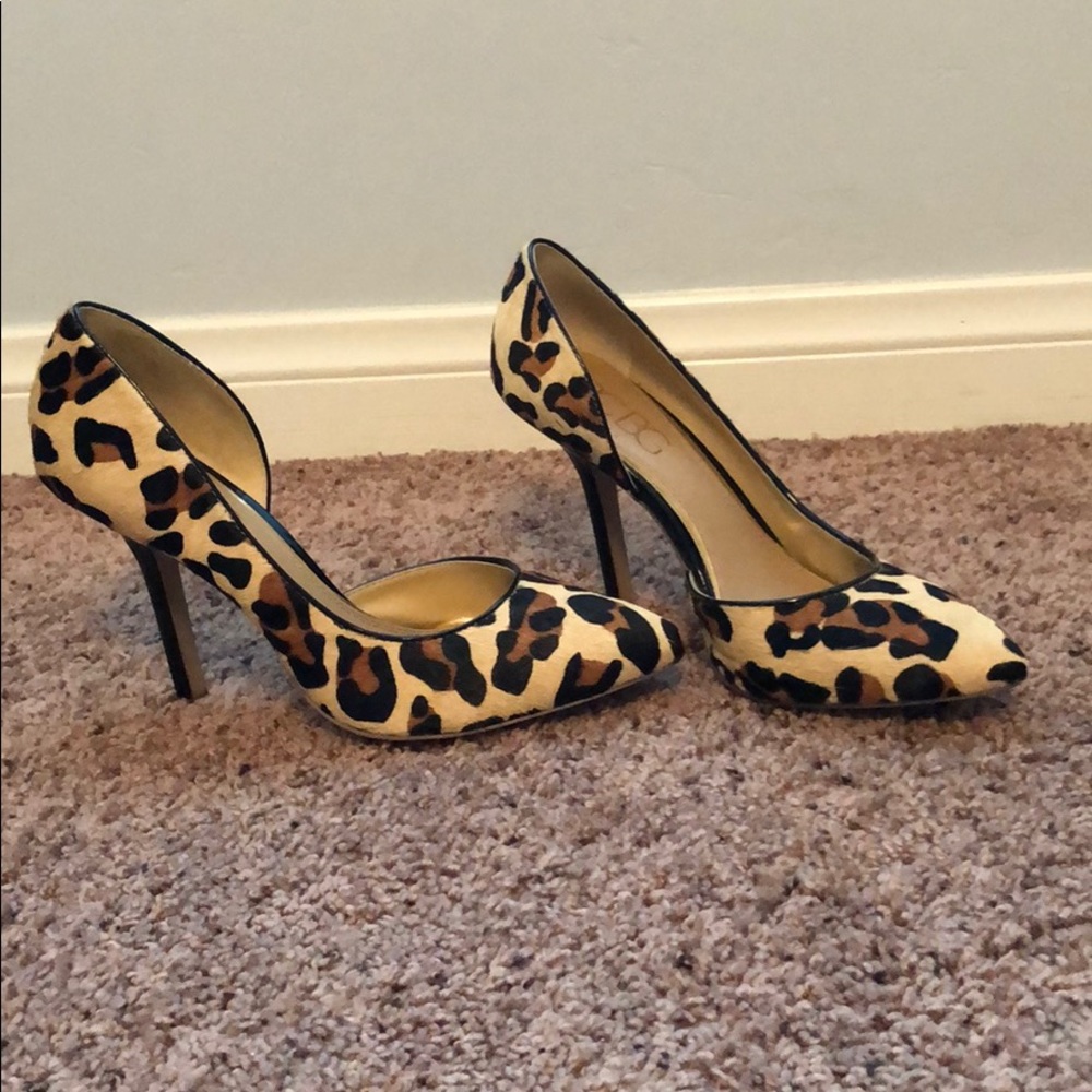 BCBG Leopard Print Pumps